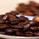 CAFÉ/CEPEA: Avanço da colheita pressiona valores do robusta no BR