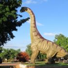 Rancho do Peãozinho recebe exposição de dinossauros